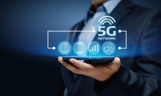 Επιταχύνονται οι επενδύσεις σε δίκτυα 5G