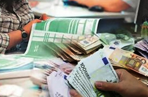 Ερχεται «χαράτσι» έως 2.151 ευρώ για ελεύθερους επαγγελματίες και μικρομεσαίους επιχειρηματίες