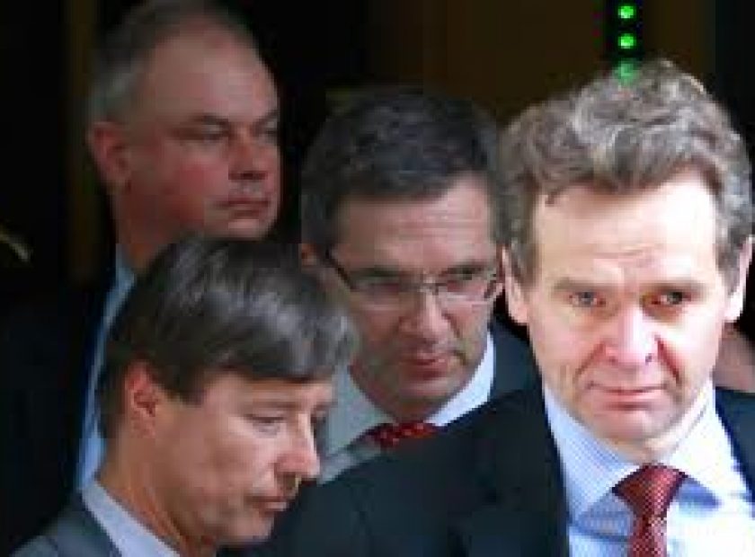 troika_F2235