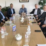 Ο ΠΡΟΕΔΡΟΣ ΚΑΙ ΜΕΛΗ ΤΗΣ ΔΙΟΙΚΗΣΗΣ ΤΟΥ ΕΠΙΜΕΛΗΤΗΡΙΟΥ ΑΧΑΪΑΣ ΣΤΗΝ ΠΑΝΑΙΓΙΑΛΕΙΟ ΕΝΩΣΗ ΣΥΝΕΤΑΙΡΙΣΜΩΝ