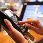 Συναλλαγές: Ο Νοέμβριος φέρνει υποχρεωτικά POS – IRIS και πρόστιμα έως €20.000